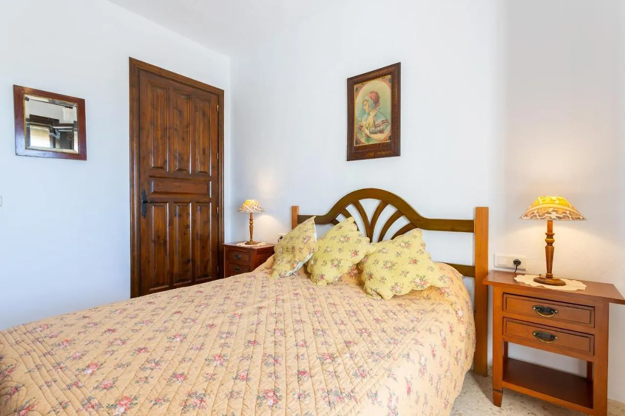 Villa Hermoso 内尔哈 0*,